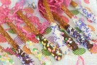 Springtime Chocolate-Covered Pretzels