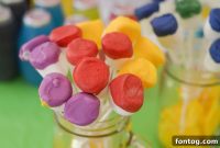 Sweet Family Memories: Dipping Marshmallows in Chocolate