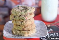 Frosted Yuletide Crinkles