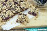 Delicious Gluten Free Blueberry Oatmeal Bars