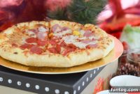 Your Ultimate Holiday Pizza Bash