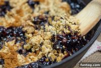 Luscious Blackcurrant Crumble