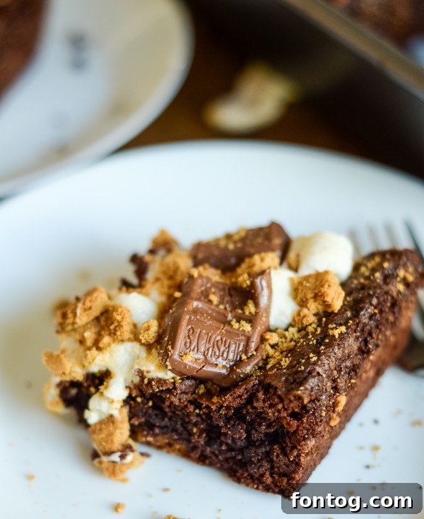 Gluten-Free S'mores Brownies: A delicious combination of fudgy brownies, toasted marshmallows, and graham crackers