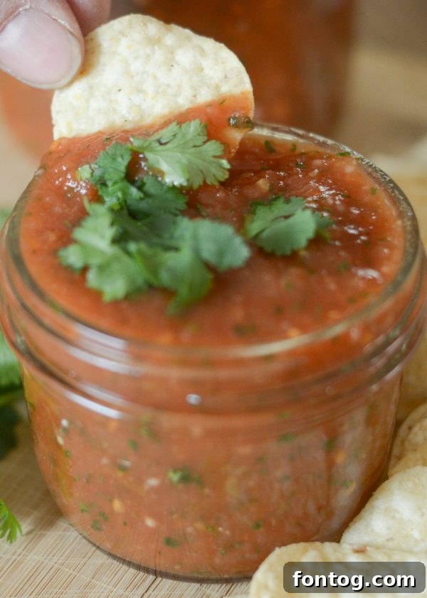 Restaurant Style Salsa in a bowl