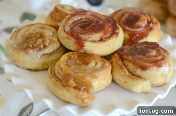 Effortless Party Breakfasts: Berry Orange Smoothies and More 3 A beautifully set breakfast table featuring an array of delectable pastries and fresh berries, ready for an inviting brunch party with friends.