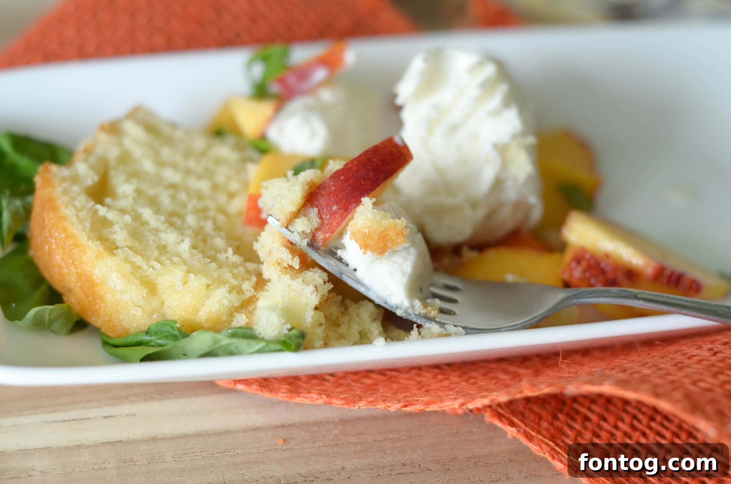 Pound Cake and Peaches Sundae, a refreshing summer dessert with Breyers