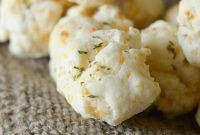 Homemade Gluten-Free Cheddar Bay Biscuits