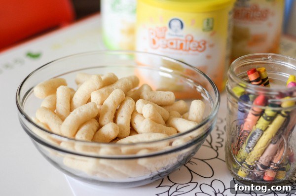 Detailed view of Gerber Lil' Beanies, highlighting their appealing texture and snackability.