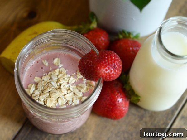 45 Smart & Simple School Lunch Ideas 9 Back to School Lunchbox Ideas: Strawberry Banana Smoothie