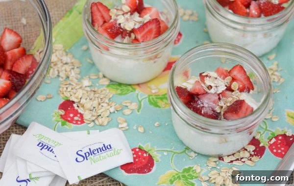 Strawberry Oat Parfaits: a healthy and tasty treat