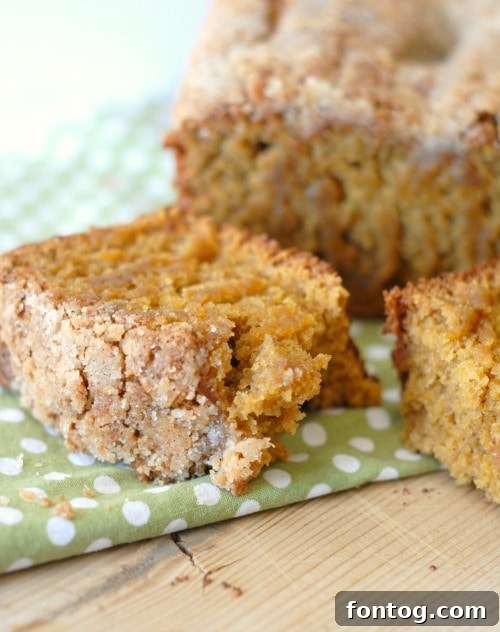 Crumb Topped Pumpkin Bread