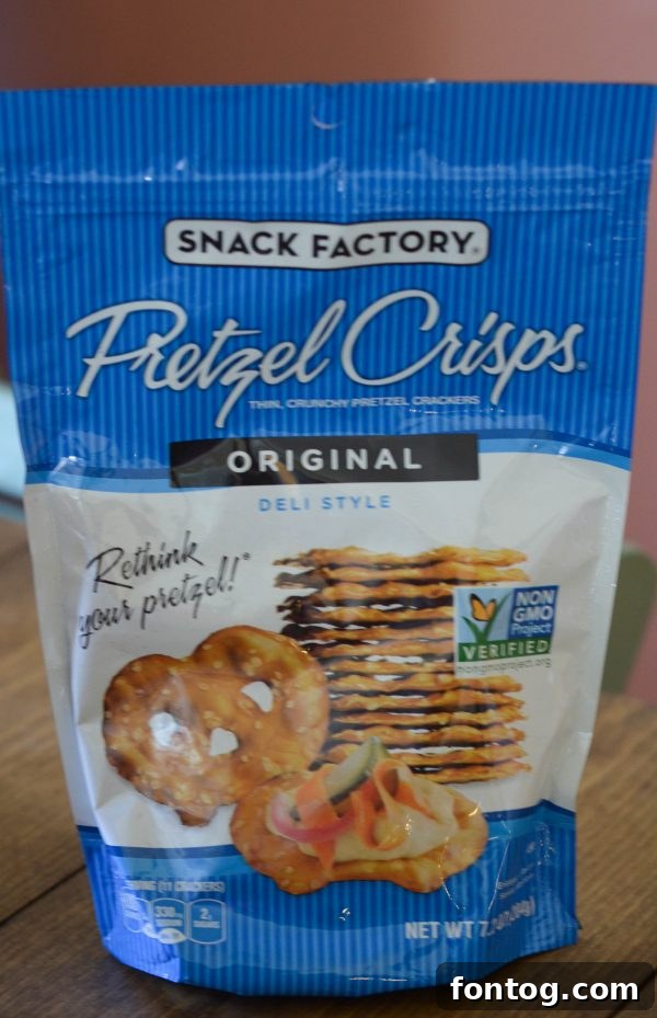 LaCroix Cúrate Melón Pomelo - Sparkling water for festive mocktails.