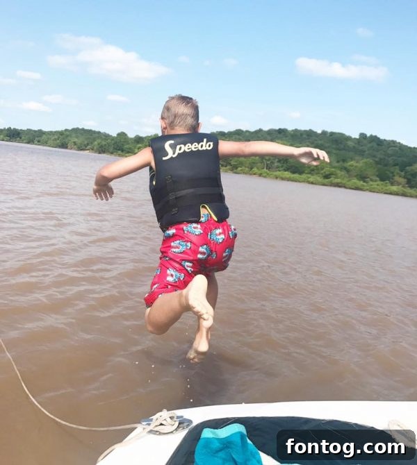 Relaxing on the boat at Lake Eufaula State Park