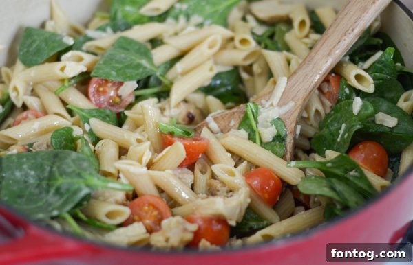 Chicken Caesar Pasta Salad #BarillaPlus AD