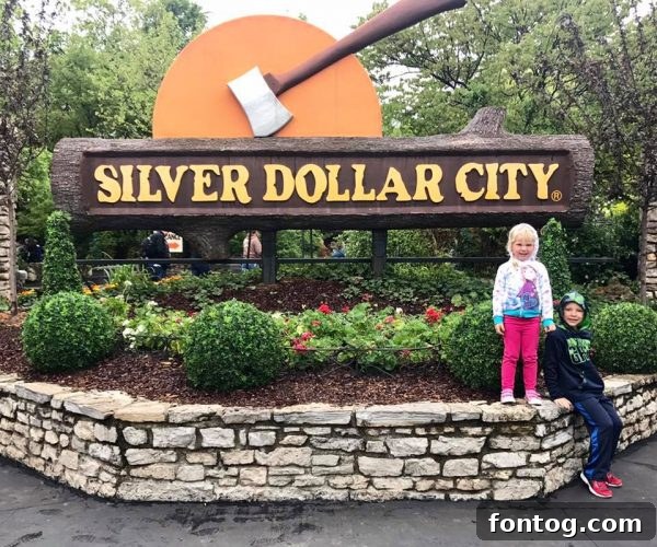 Things to do at Silver Dollar City: Main Entrance View