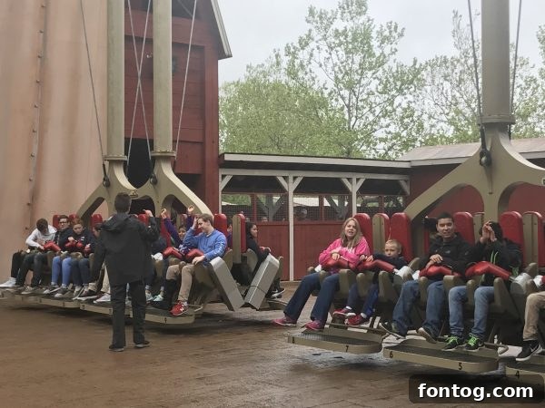 Things to do at Silver Dollar City: Outlaw Run Roller Coaster