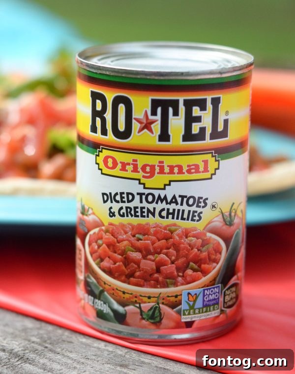 How to Host a Backyard Fiesta + Grilled Taco Flatbread #31DaysWithRotel AD