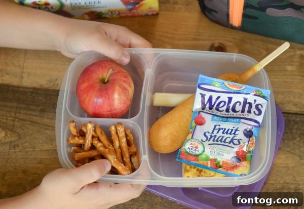 Empowering Independence: Teach Kids to Pack Their Own Lunch #WelchsFruitSnacks AD