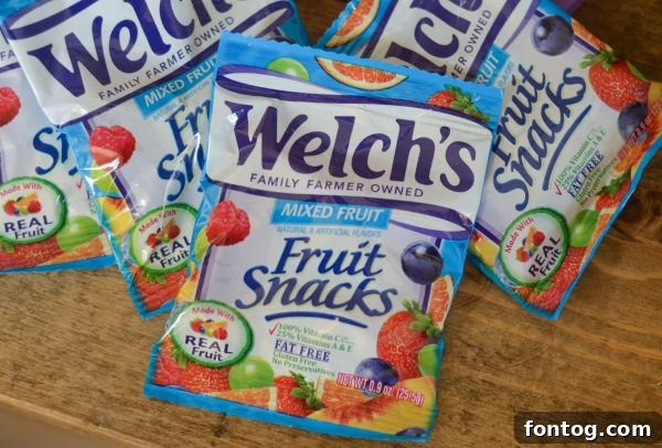 5 Simple Ways to Help Kids Pack Their Own Lunch: Bento Boxes and Healthy Choices #WelchsFruitSnacks AD