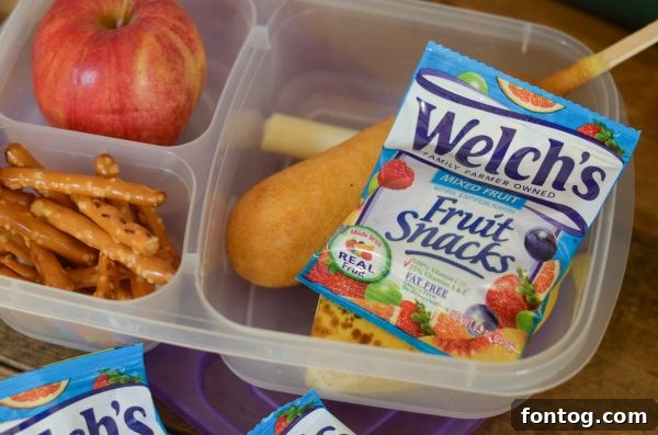 Guide Your Kids to Packing Healthy School Lunches: Practical Advice #WelchsFruitSnacks AD
