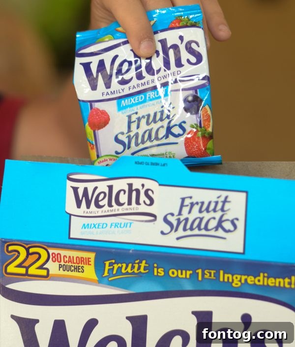Benefits of Kids Packing Their Own Lunch: Responsibility and Healthy Habits #WelchsFruitSnacks AD