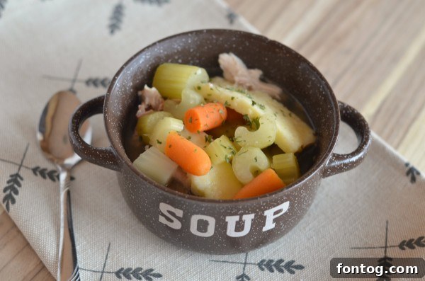10 Soul-Warming Slow Cooker Soups 4 10 Slow Cooker Soup Recipes