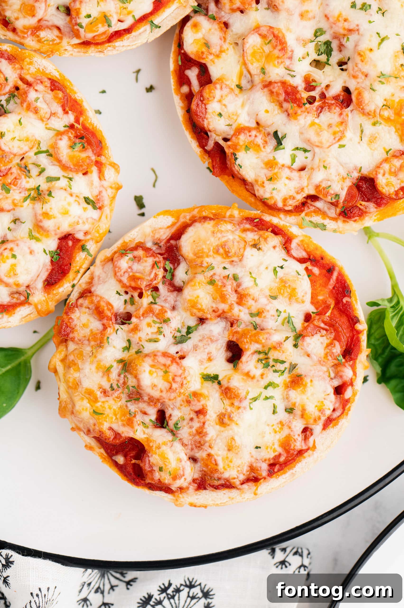 air fryer pizza bagels
