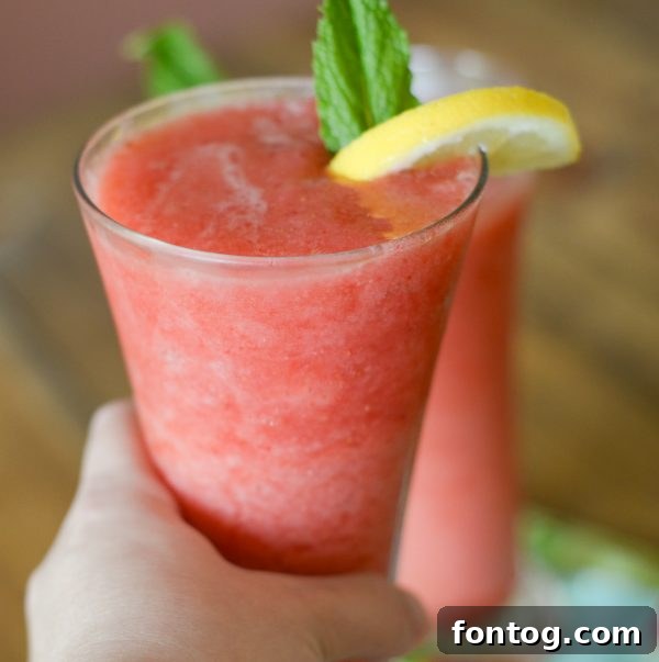 Frosted Berry Lemonade Delight 3 Frozen Strawberry Lemonade Mocktail #TrendingintheKitchen #Mocktails #GlutenFree