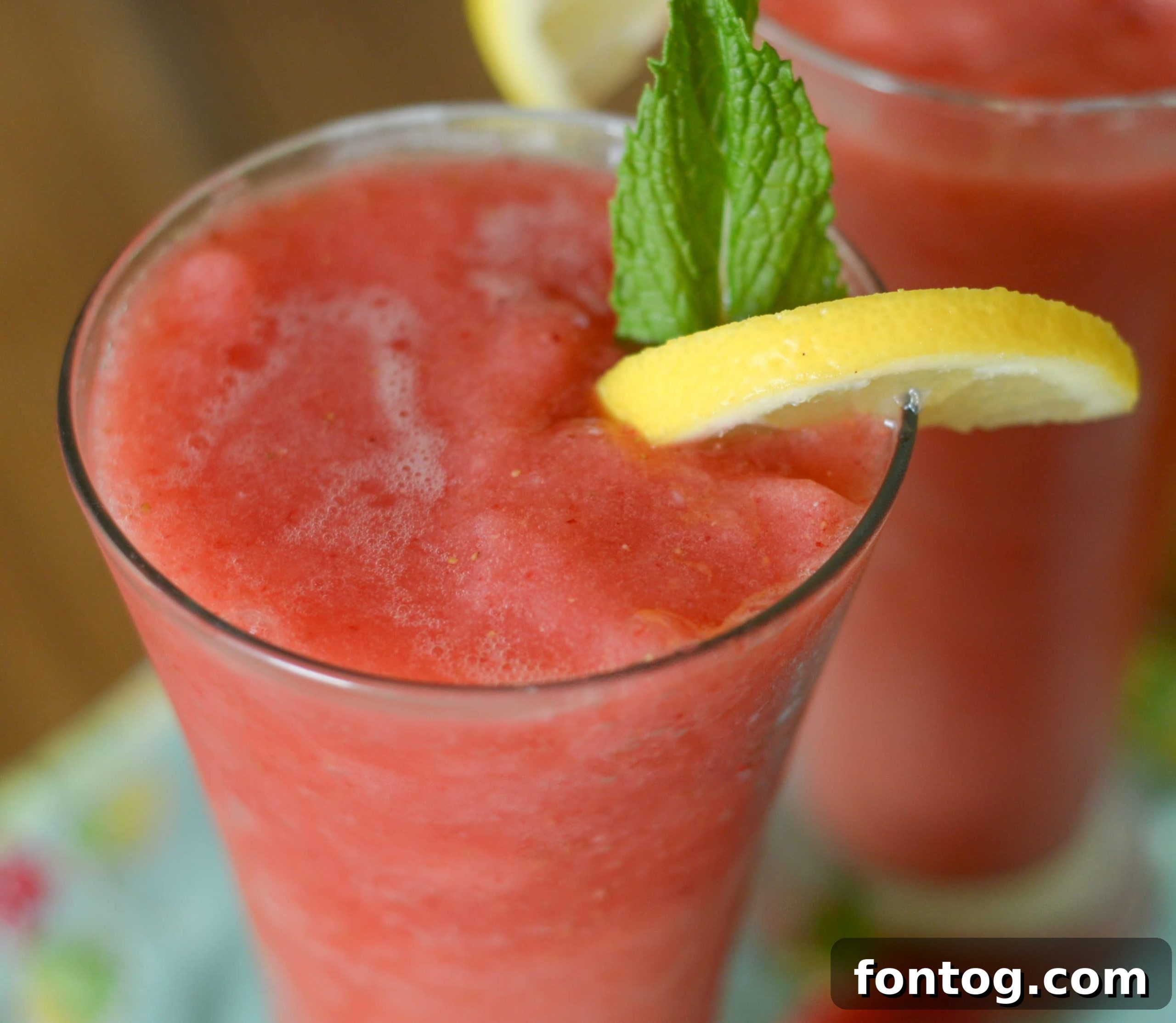 Frosted Berry Lemonade Delight 8 Frozen Strawberry Lemonade Mocktail
