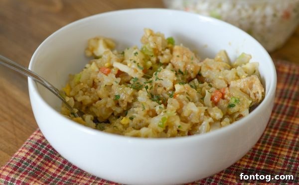 Wholesome Cauliflower Fried Rice with Green Giant Fresh 2 Green Giant Fresh Meal Bowls: Convenient & Healthy Lunch Solutions
