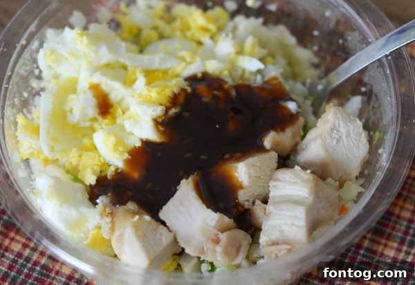 Wholesome Cauliflower Fried Rice with Green Giant Fresh 6 Cauliflower Fried Rice: My Favorite Green Giant Fresh Meal Bowl