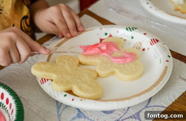 How to Host a Holiday Cookie Decorating Party
