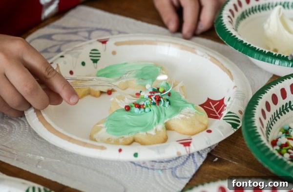 How to Host a Holiday Cookie Decorating Party