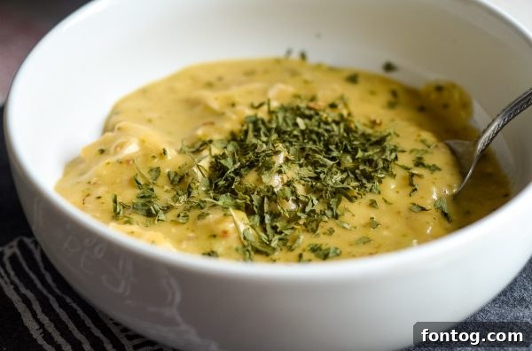 Instant Pot Creamy Chicken & Broccoli Soup