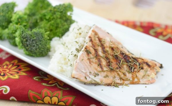Delicious maple glazed salmon for a healthy dinner