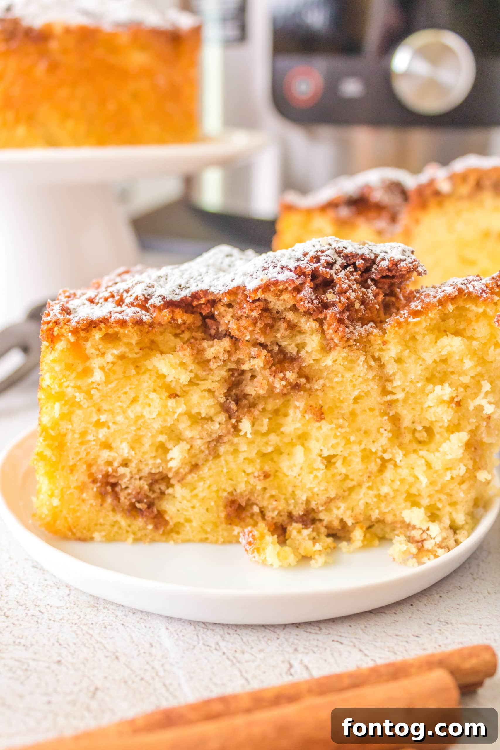 Ninja Foodi Cinnamon Pecan Cake