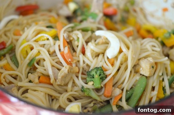 Weekly Meal Plan Starting March 31st 3 Weekly Menu Plan: Delicious gluten-free Pad Thai for easy weeknights