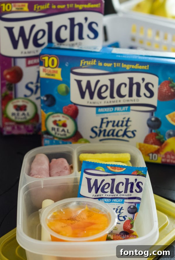 Mom packing lunch with kids