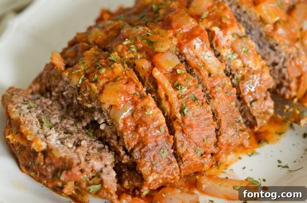 Serving Slow Cooker Meatloaf with Marinara Sauce
