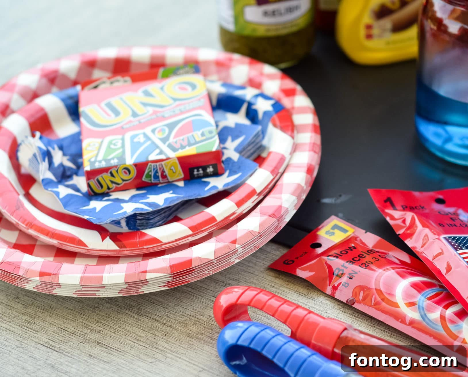 Backyard Bash: Your Family's Ultimate Game Night 19 Easy Baked Beans for a cookout