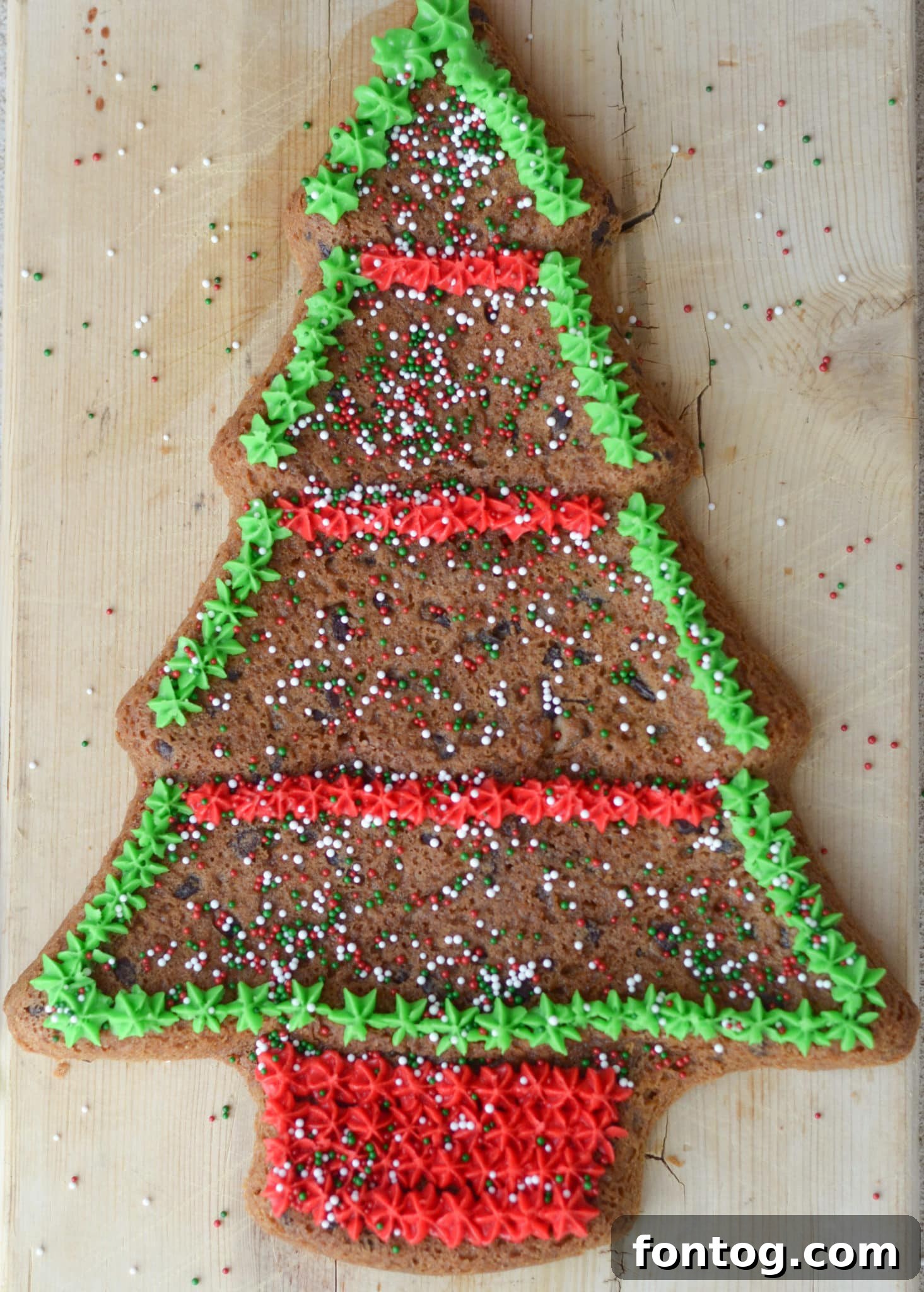 Gluten-Free Christmas Tree Cookie Cake