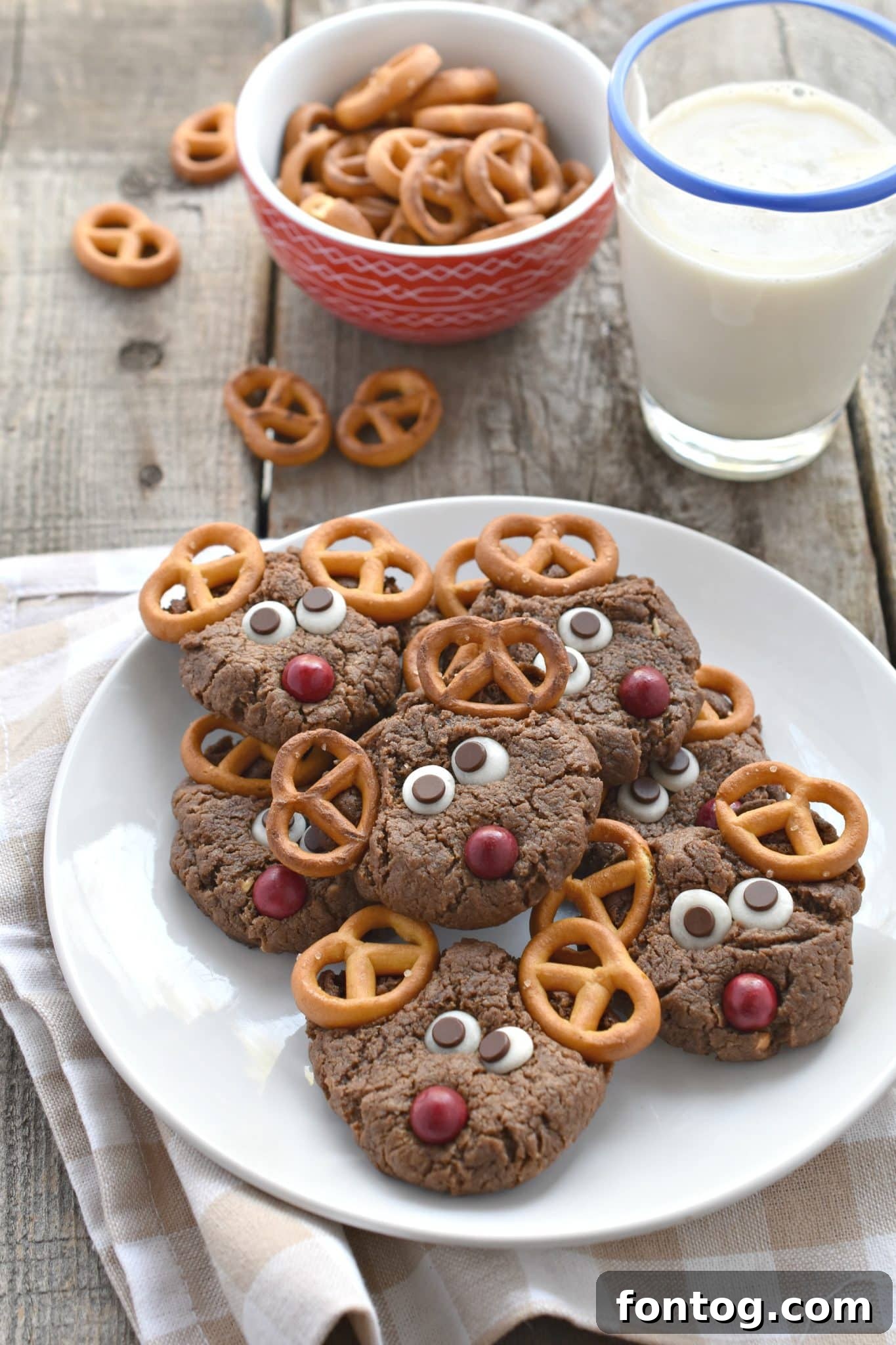 Chocolate Peanut Butter Reindeer Cookies