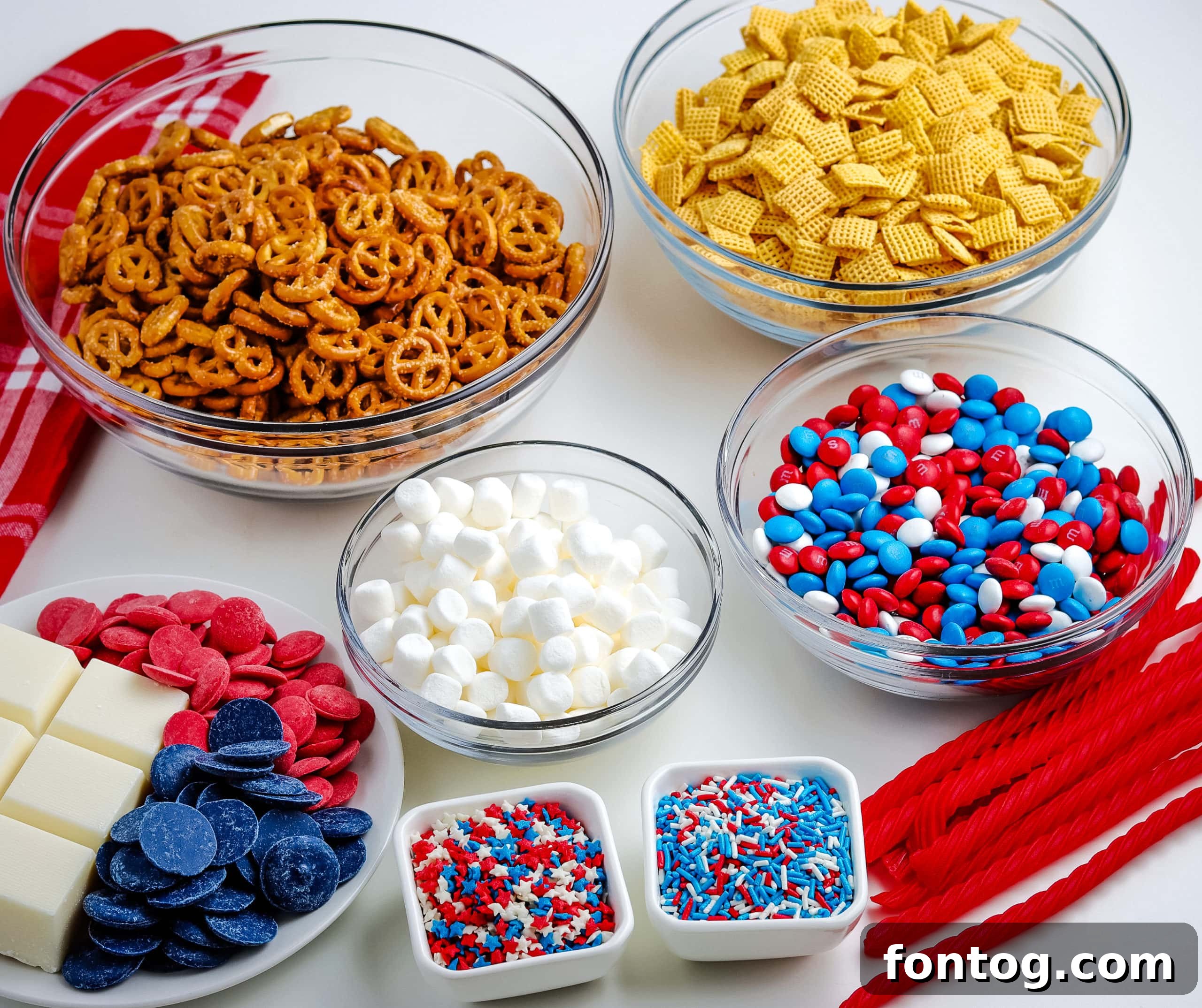 Patriotic Snack Mix with Gluten-Free Options