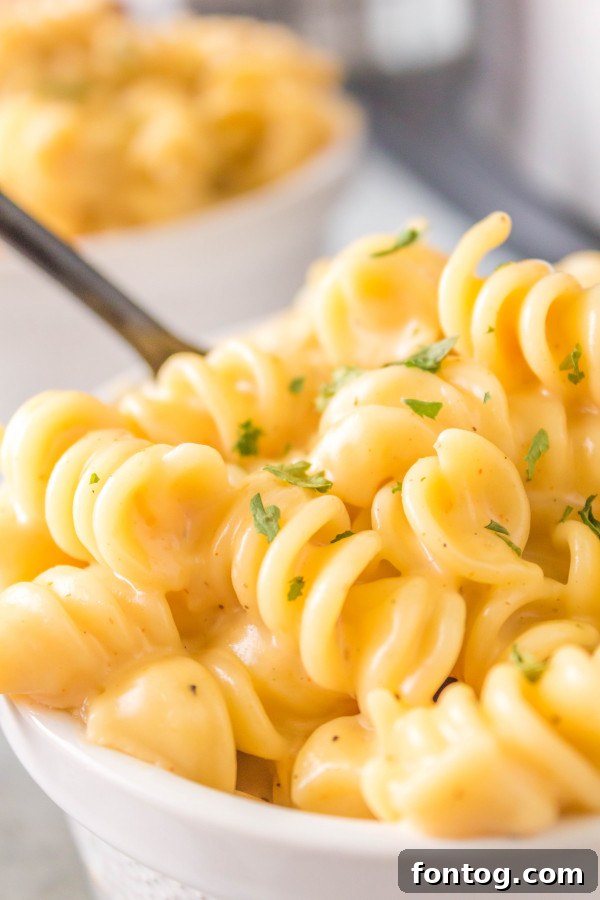 serving ninja foodi macaroni and cheese