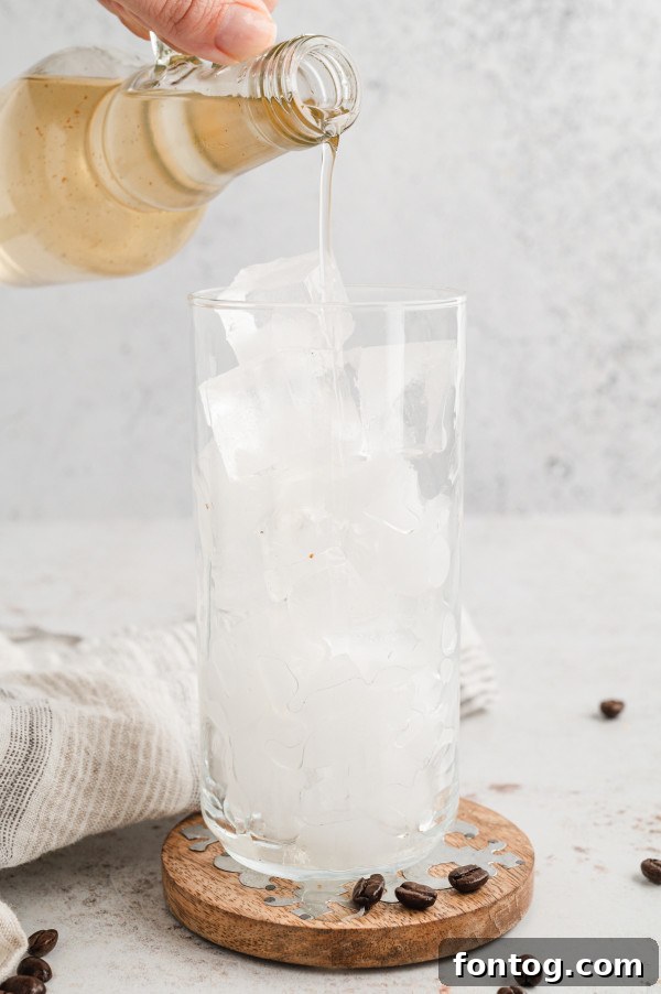 iced latte with vanilla syrup