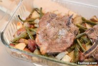 One-Pan Rosemary Pork Chops