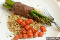 Savory Steak and Asparagus Bundles