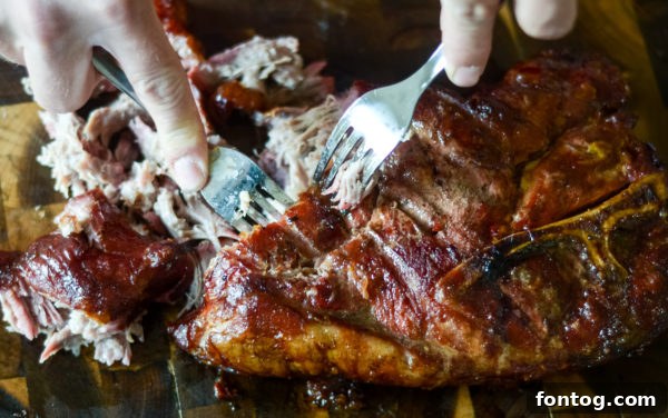 Shredded smoked pulled pork