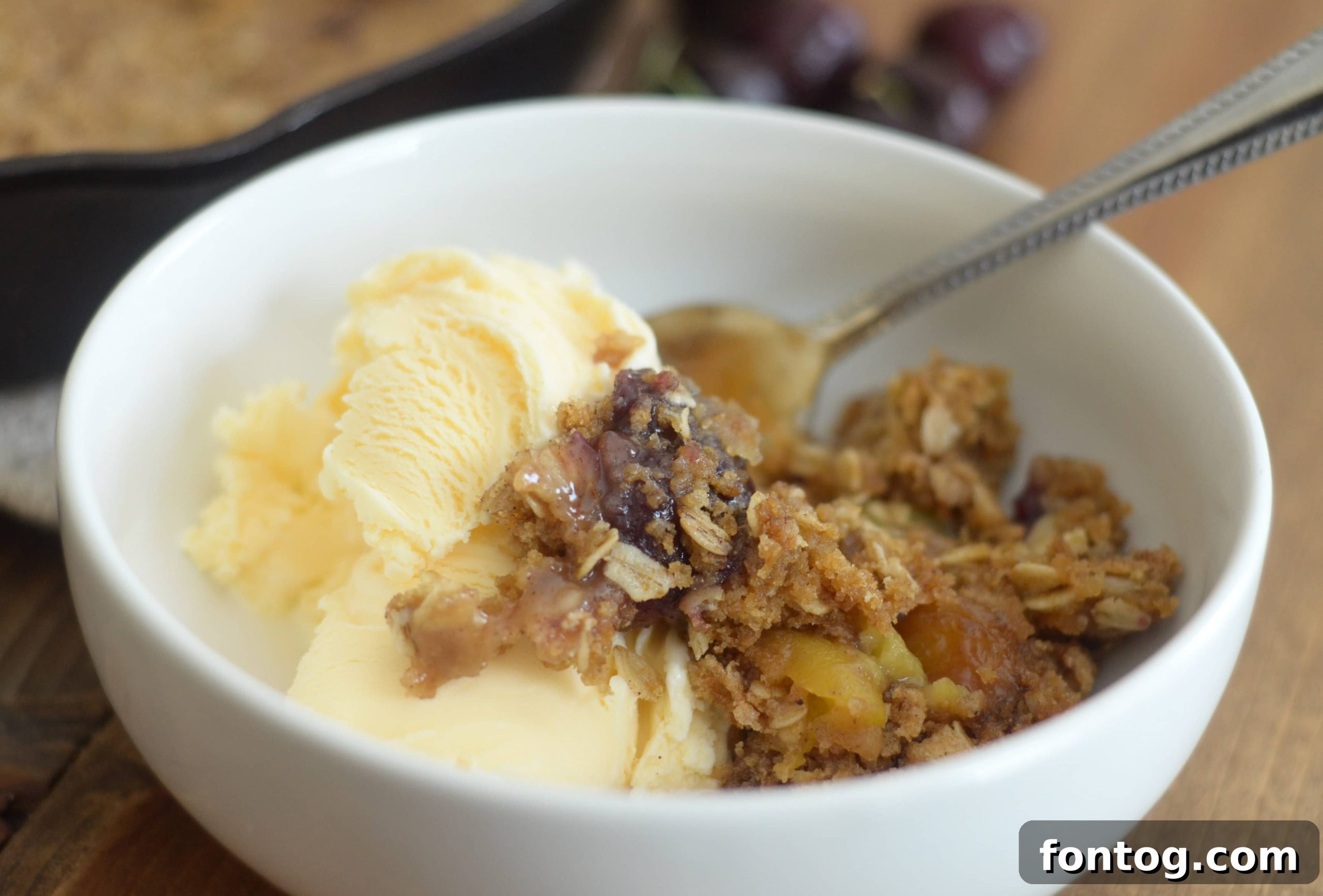 A vibrant fresh cherry crisp, a delightful gluten-free option.